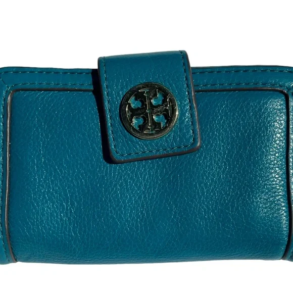 Tory Burch blue Amanda bifold wallet snap close credit card slots on inside - Picture 8 of 12